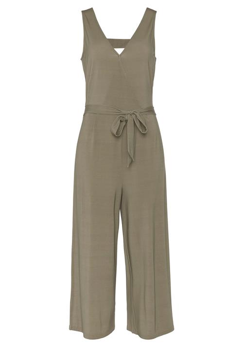 Se LASCANA Jumpsuit  khaki ved About You