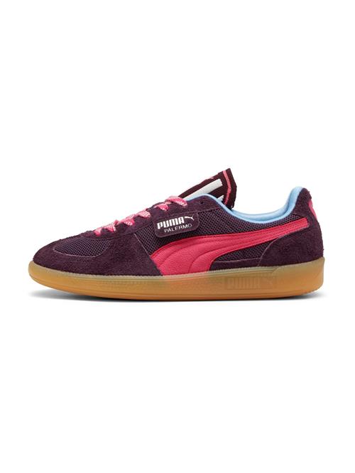 Se PUMA Sneaker low 'Palermo Supertifo'  blomme / rød / hvid ved About You