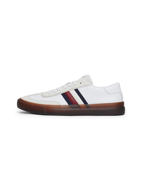 TOMMY HILFIGER Sneaker low 'CUPSET TERRACE'  ecru / rubinrød / sort / offwhite