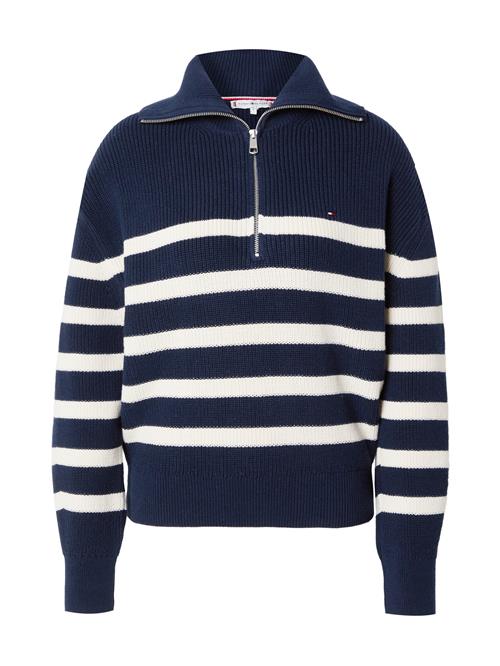 Se TOMMY HILFIGER Pullover  navy / hvid ved About You