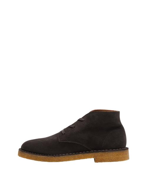 Se SELECTED HOMME Chukka Boots 'SLHRicco'  mørkebrun ved About You