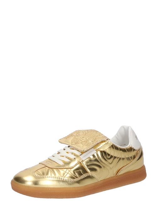 Se STEVE MADDEN Sneaker low 'Eforma'  guld / hvid ved About You