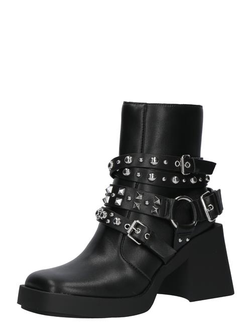 Se STEVE MADDEN Boots 'Kolton'  sort / sølv ved About You