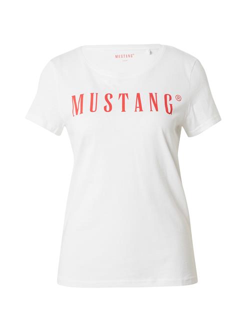 Se MUSTANG Shirts 'Alma'  blodrød / hvid ved About You