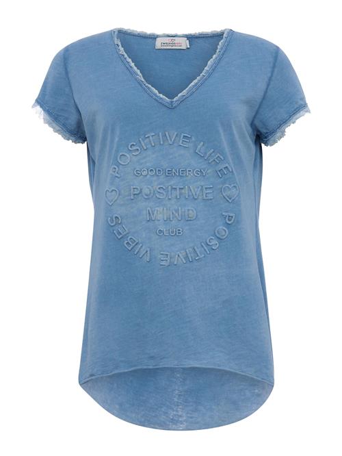 Se Zwillingsherz Shirts 'Positive Mind'  blue denim ved About You