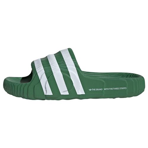 Se ADIDAS ORIGINALS Pantoletter 'Adilette 22'  grøn / hvid ved About You