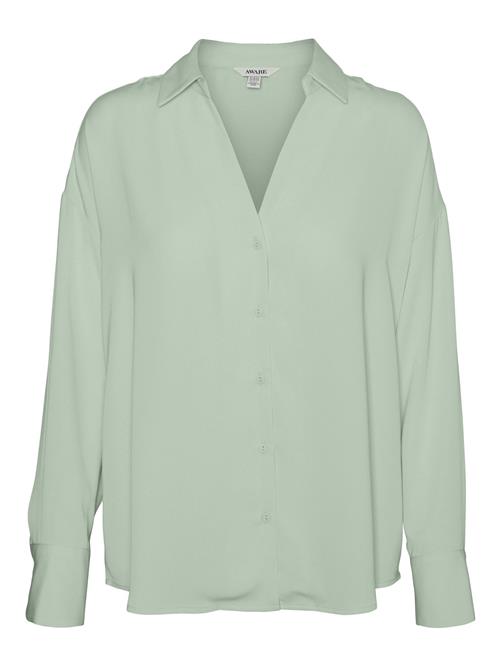 Se VERO MODA Bluse 'GISELLE'  grøn ved About You