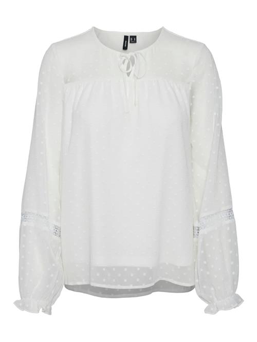 Se VERO MODA Bluse 'VMLEAH'  hvid ved About You