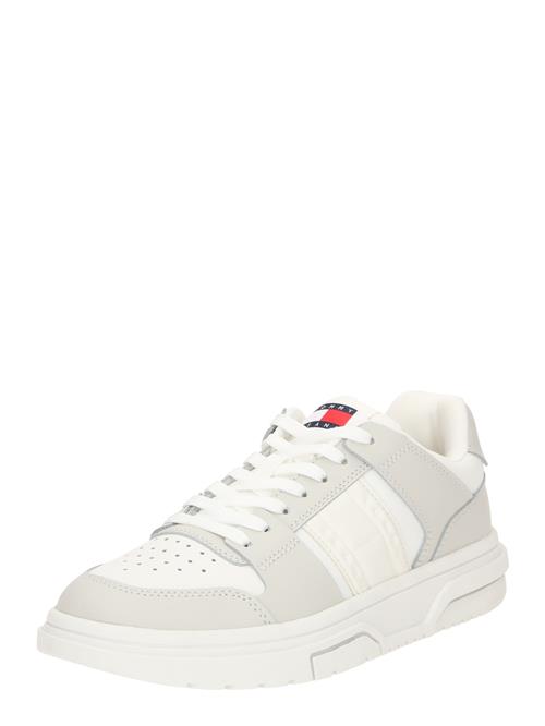 Se Tommy Jeans Sneaker low 'The Brooklyn'  lysegrå / hvid ved About You