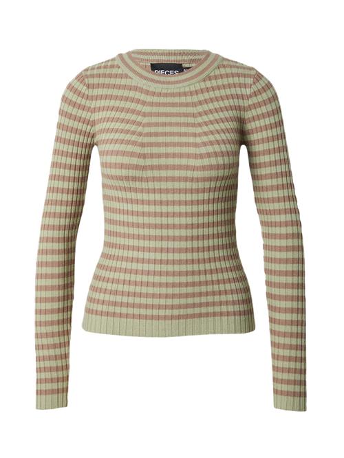 Se PIECES Pullover 'CRISTA'  kastaniebrun / khaki ved About You