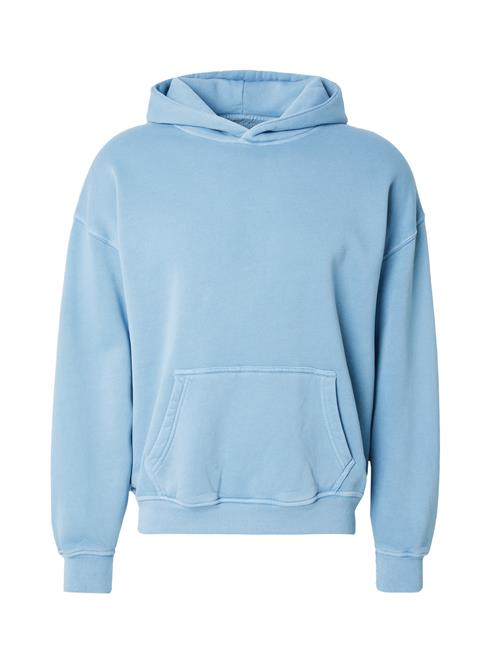 Se Abercrombie & Fitch Sweatshirt 'ESSENTIAL'  lyseblå ved About You