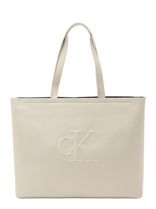 Se Calvin Klein Jeans Shopper  creme ved About You