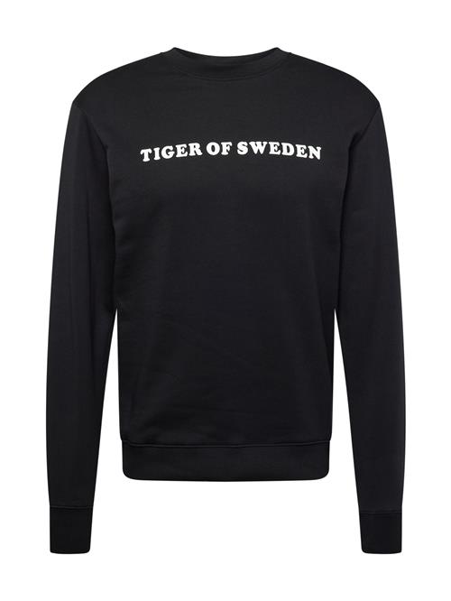 Se Tiger of Sweden Sweatshirt 'EMERSON'  sort / hvid ved About You