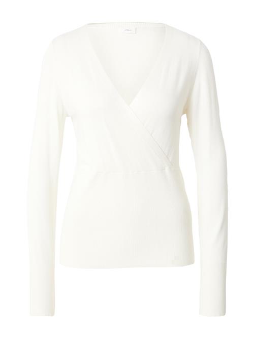 Se s.Oliver BLACK LABEL Pullover  creme ved About You