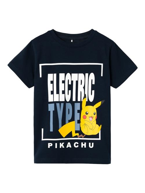 Se NAME IT Shirts 'JEMIL POKEMON'  røgblå / mørkeblå / gul / hvid ved About You