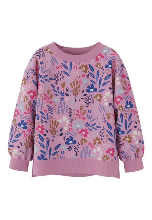 Se NAME IT Sweatshirt 'Nirana'  blå / magenta / eosin / hvid ved About You