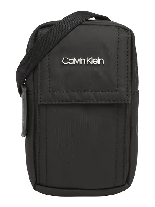 Calvin Klein Skuldertaske  sort / sølv