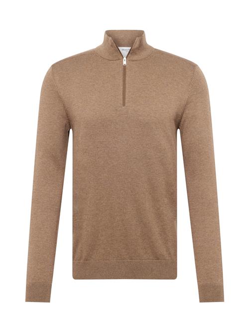 Se SELECTED HOMME Pullover 'Berg'  brun ved About You