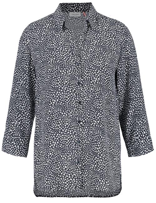 Se GERRY WEBER Bluse  navy / hvid ved About You