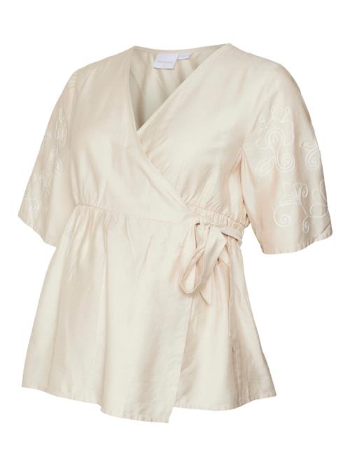 Se MAMALICIOUS Bluse 'Nanaz Tess'  lysebeige / hvid ved About You