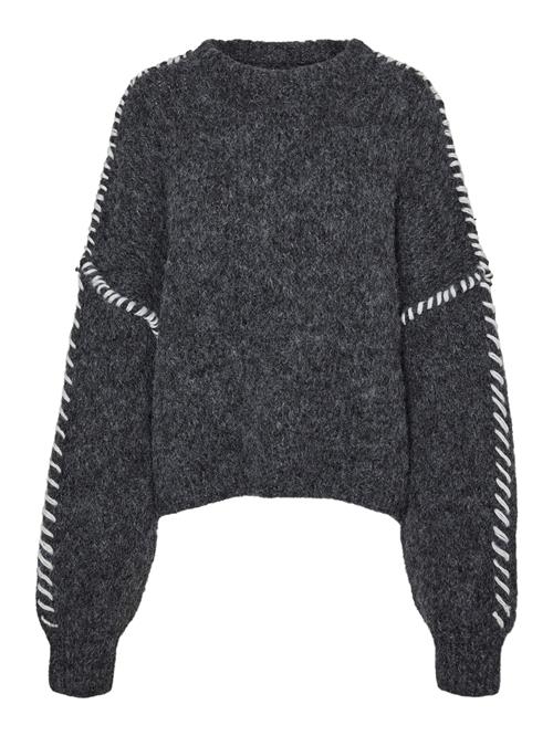 Se VERO MODA Pullover 'ZEN'  mørkegrå / hvid ved About You