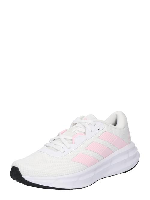 Se ADIDAS PERFORMANCE Løbesko 'Galaxy 7'  lys pink / hvid ved About You