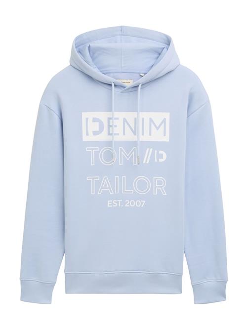 Se TOM TAILOR DENIM Sweatshirt  lyseblå / hvid ved About You