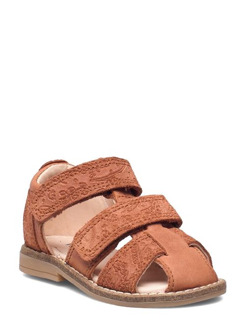 Wheat Macey Closed Toe Wheat Brown