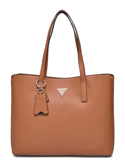 Se GUESS Meridian Girlfriend Tote GUESS Brown ved Booztlet