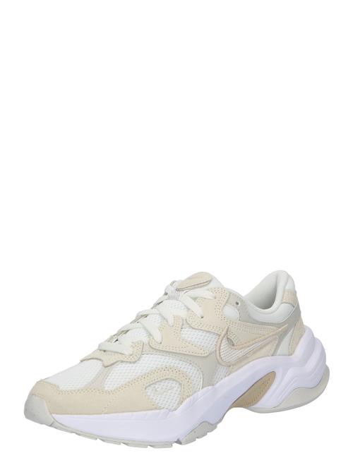 Se Nike Sportswear Sneaker low 'RUNINSPO'  beige / creme ved About You