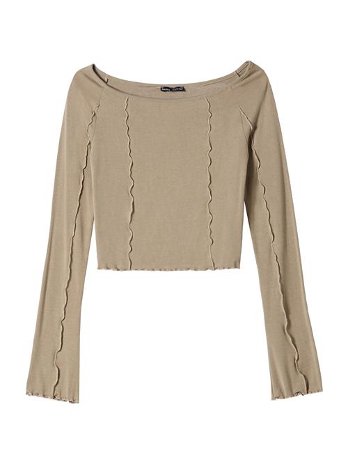 Se Bershka Shirts  mørkebeige ved About You