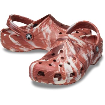 Se Crocs Classic Marbled Clog Vinrød  US M5/W7 (EU 37-38) ved Timarco