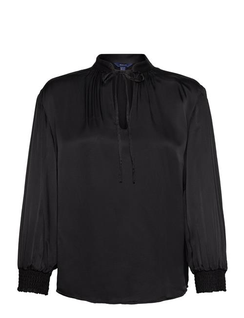 Se GANT D1. Stand Collar Pop Over Blouse GANT Black ved Booztlet