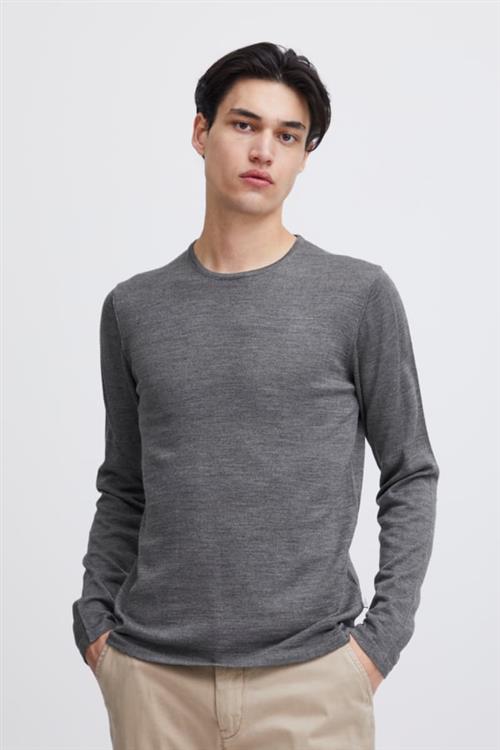 Se Casual Friday Cfkent Merino Crew Neck Knit Mand Pewter Mix Sweaters Slim Fit Str L Merino - hos Magasin ved Magasin