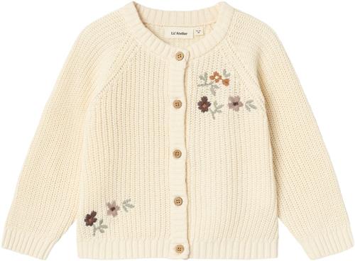 Se Lil' Atelier Nmfemlen EMB LS Knit Card LIL Str 116 - Birch Cardigans hos Magasin ved Magasin