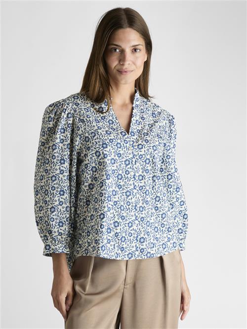 Neo Noir Balza Floral Blouse Kvinde Blue Langærmede Bluser Str 42 - hos Magasin