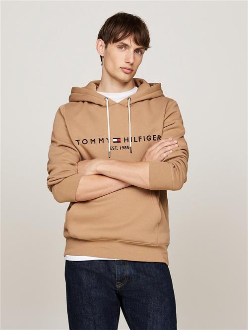 Se Tommy Hilfiger Tommy Logo Hoody Mand Safari Canvas Hoodies Str L - hos Magasin ved Magasin