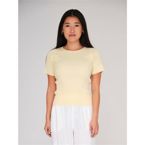 Se A-VIEW Rib Knit Short Sleeve top Kvinde Pale Yellow Kortærmet Strik Tight Fit Str XS - hos Magasin ved Magasin