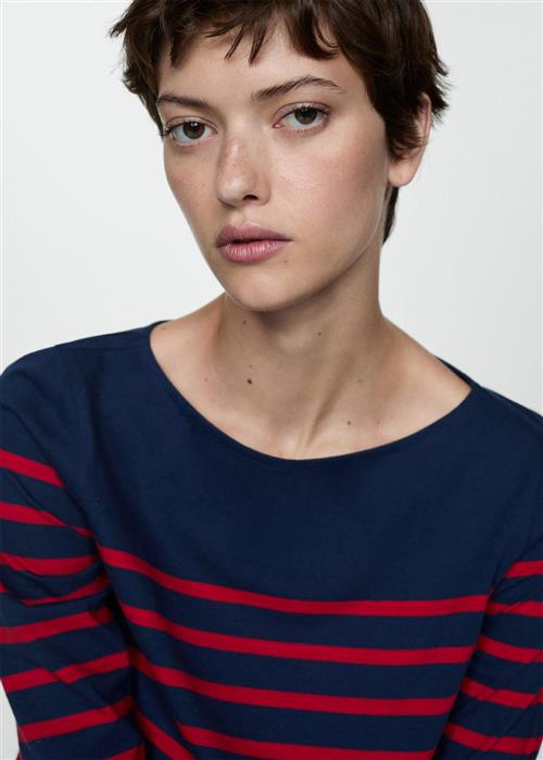 MANGO Striped Boatneck T-shirt Kvinde Navy Kortærmede T-shirts Str L - hos Magasin