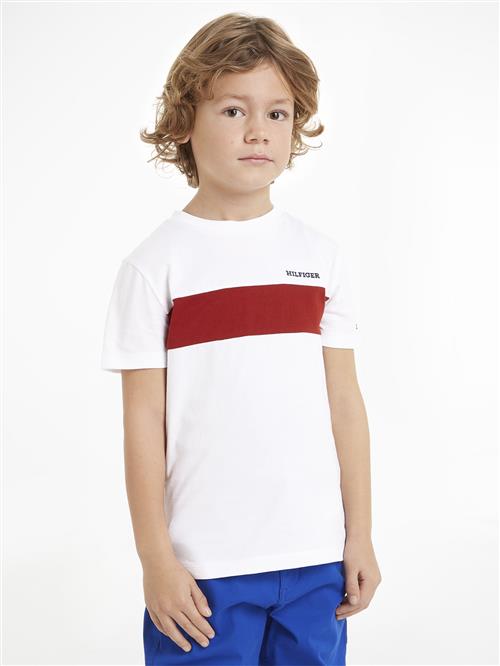 Tommy Hilfiger Colorblock Embroidery REG TEE SS Str 4 år / 104 cm - White Kortærmede T-shirts hos Magasin