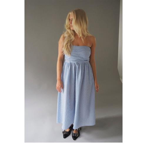 Se A-VIEW Cecilie Stripe Dress Kvinde Blue/white Maxi Kjoler Str 42 - hos Magasin ved Magasin