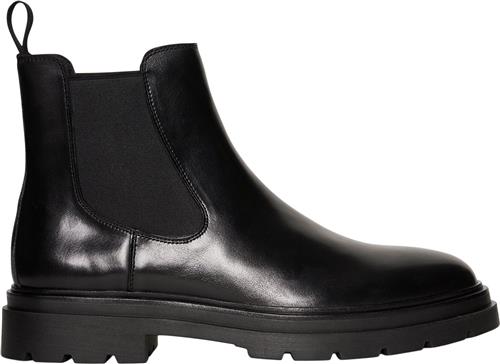 Se TGA by Ahler Chelsea Boot Mand Black Chelsea Boots Str 46 - hos Magasin ved Magasin