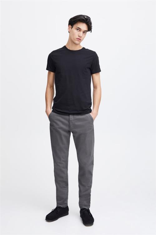 Se Casual Friday Cfviggo Chino Pants Mand Smoked Pearl Grey Chinos Slim Fit Str 30/32 - hos Magasin ved Magasin