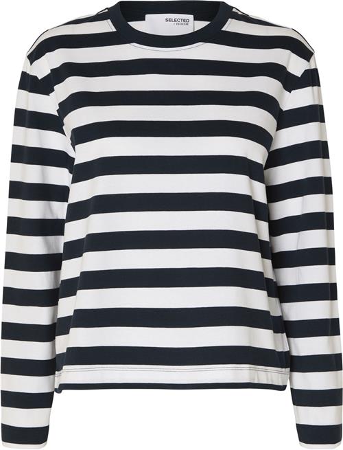 Se Selected Femme Slfessential LS Striped Boxy TEE NO Kvinde Dark Sapphire/bright White - Wide Langærmede T-shirts Str M - hos Magasin ved Magasin