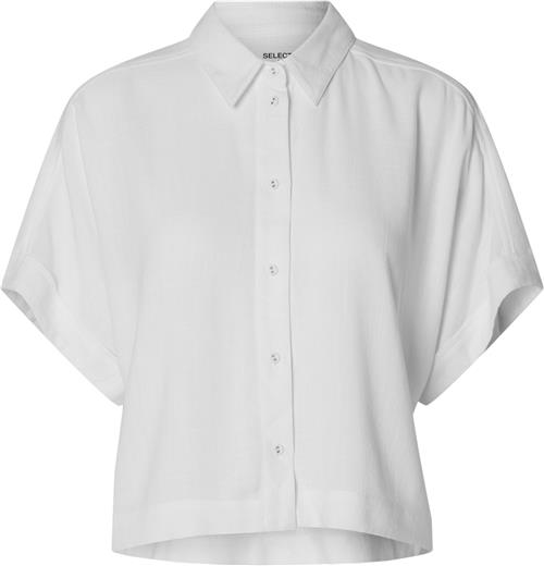 Se Selected Femme Slfviva SS Cropped Shirt Noos Kvinde Hvid Kortærmede Skjorter Regular Fit Str 42 - hos Magasin ved Magasin