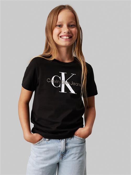 Calvin Klein CK Monogram SS Tshirt Str 12 - Ck Black Kortærmede T-shirts hos Magasin