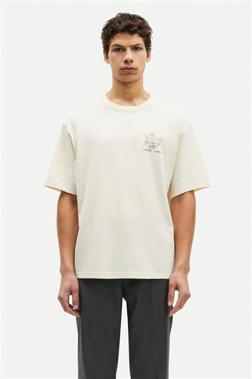 Se Samsøe Samsøe Sapoetry Tshirt 15316 Kvinde Neutral Lotus Toppe Str L - Bomuld hos Magasin ved Magasin