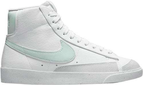 Se Nike Blazer mid '77 Next Natur Kvinde White Sneakers Str 41 - hos Magasin ved Magasin