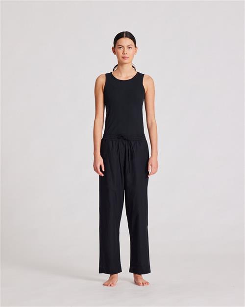 Se Gai&Lisva Astrid Pant Solid Poplin Gots 243975 Kvinde Black Bukser Str L - hos Magasin ved Magasin