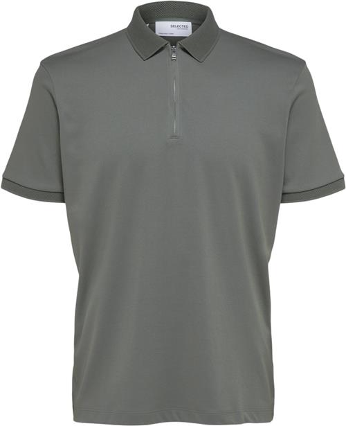 Se Selected Homme Slhfave ZIP SS Polo Noos Mand Agave Green Kortærmede Poloer Str XXL - hos Magasin ved Magasin